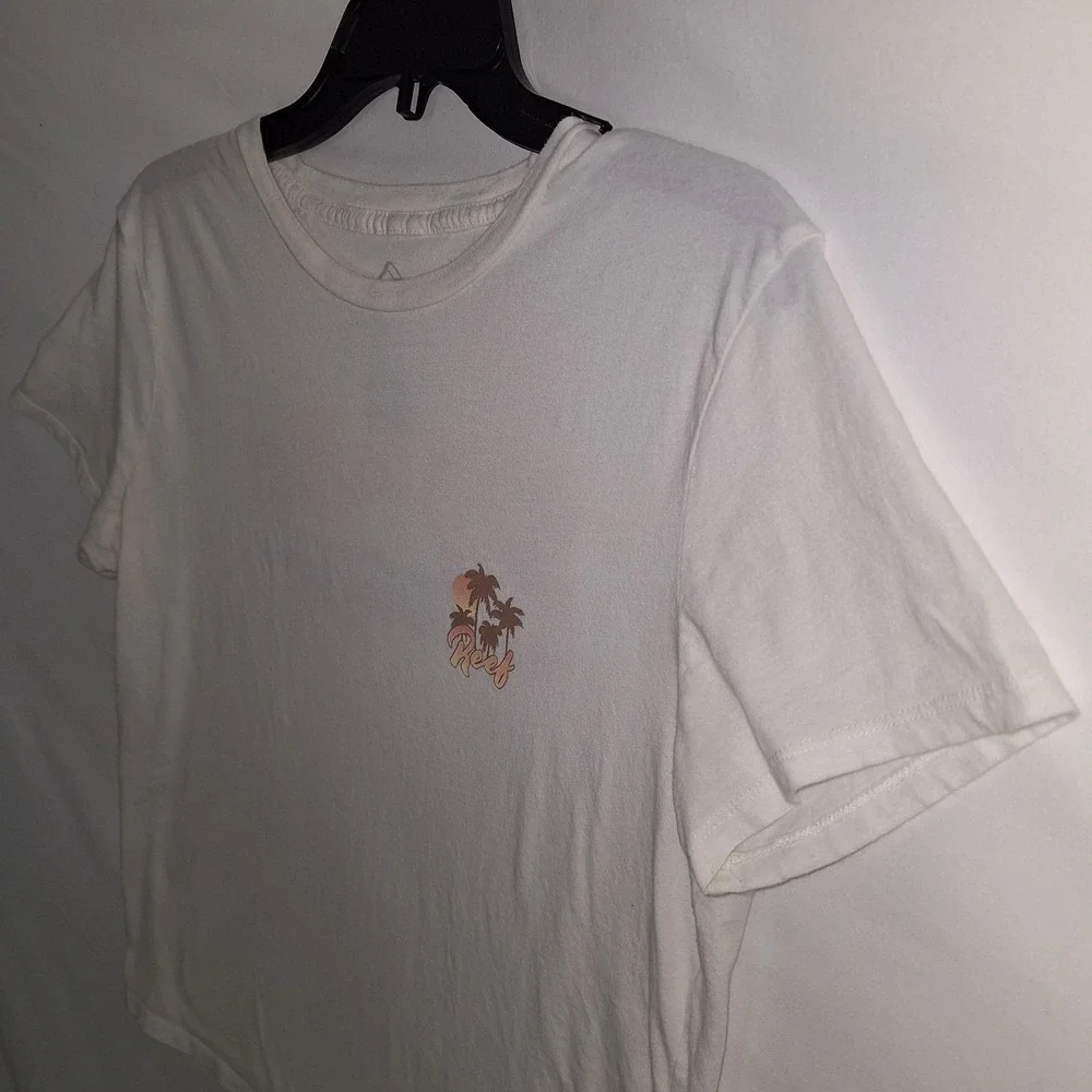 Reef T-Shirt Men's Size M Off White‎ Short Sleeve Crew Neck California Surf